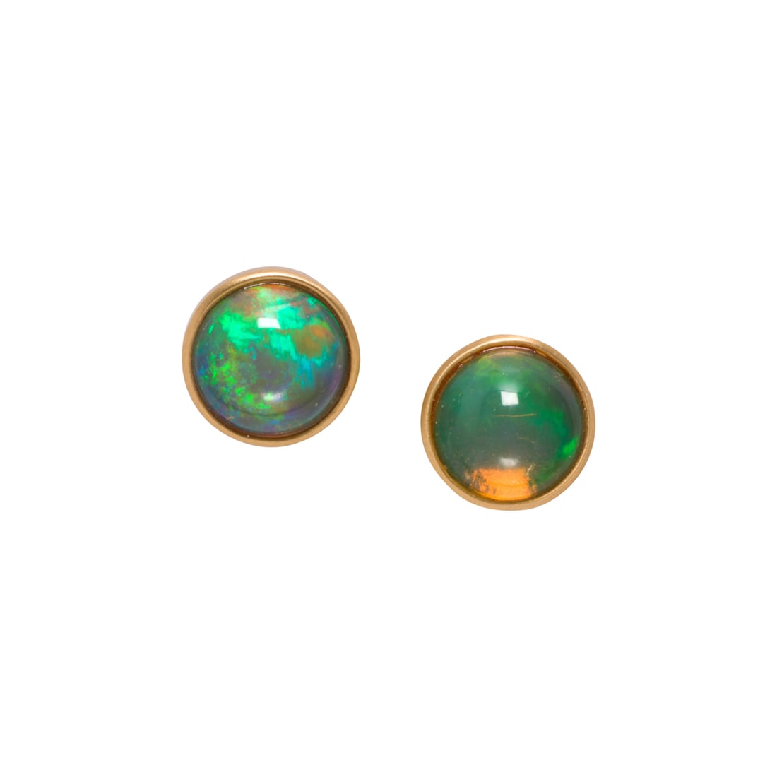 A pair of opal and 18k gold stud earrings (1 of 1)