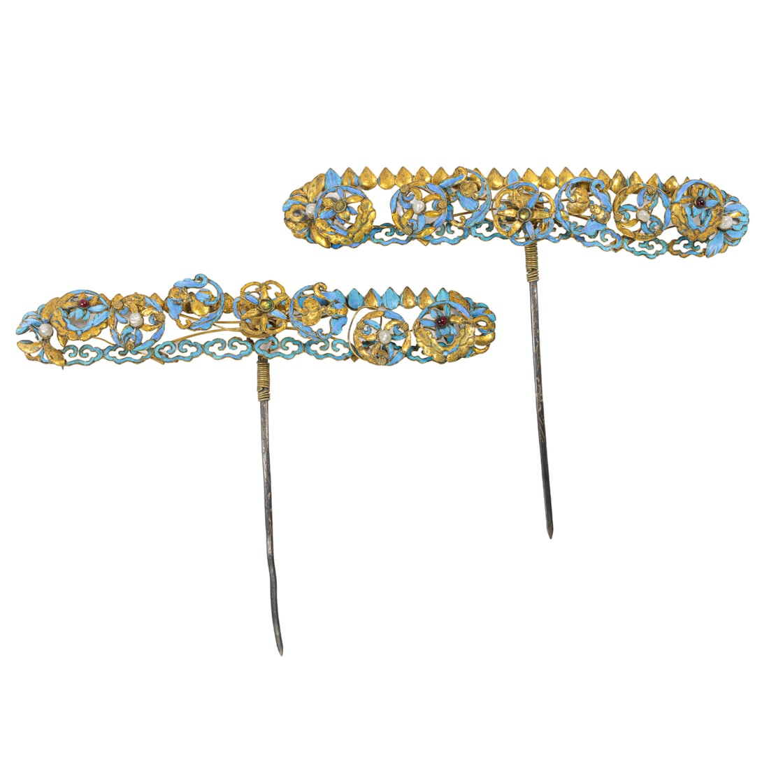 A pair of Chinese gilt silver and kingfisher feather inlaid hair pins (1 of 3)