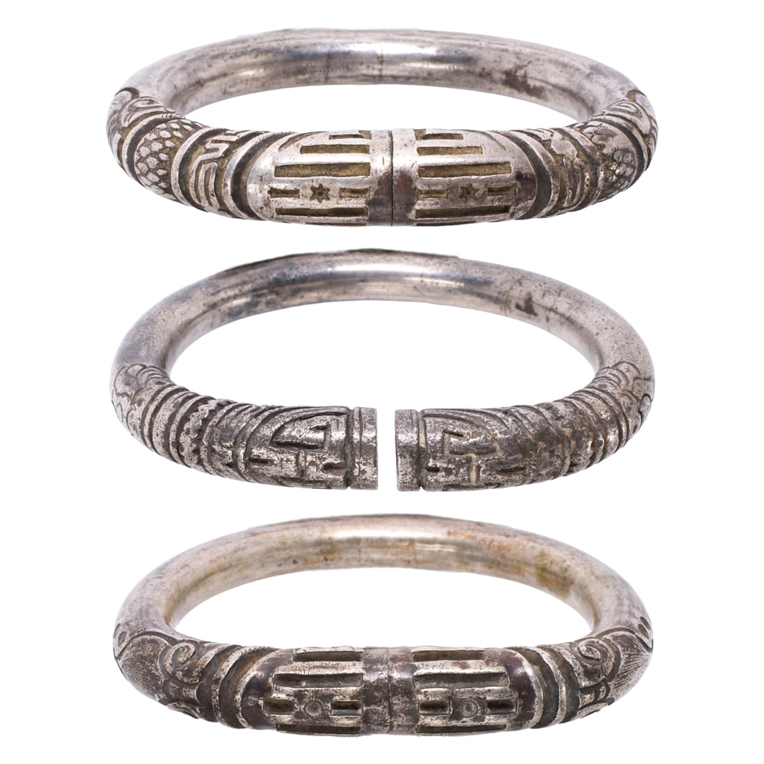 (lot of 3) Chinese silver bracelets (1 of 2)