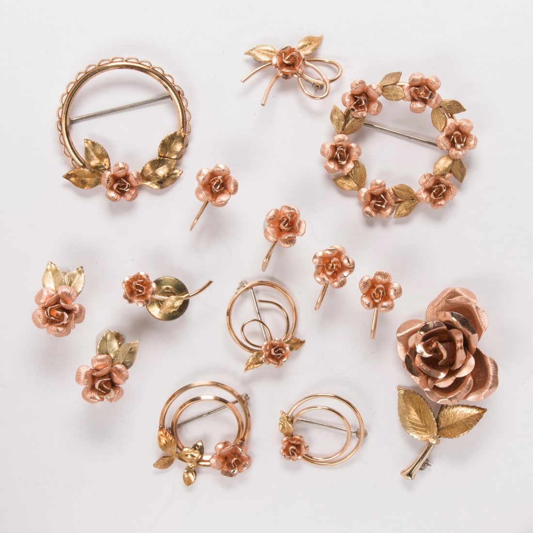 A group of miscellaneous, gold-filled Krementz accessories (1 of 1)