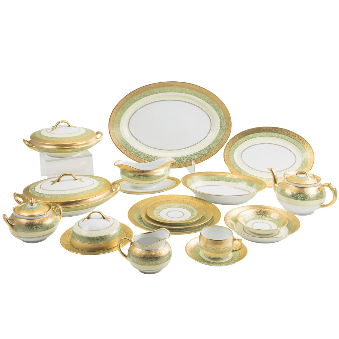 A Hutschenreuther gilt tooled and green banded porcelain dinner service (1 of 2)