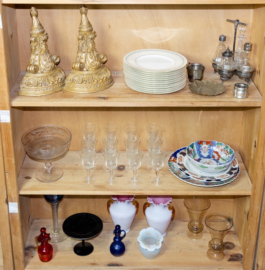 An assembled group of decorative accessories and table articles (1 of 1)
