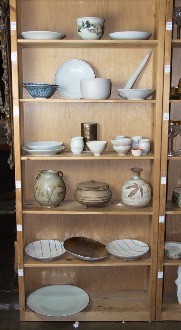 A group of ceramic table articles (1 of 1)