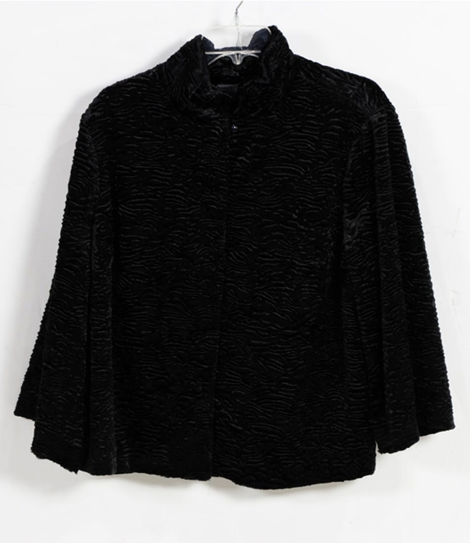 An assembled group of nine furs: An assembled group of nine furs, jacket 23"l x 17.5" (shoulder); longest 8"l x 73"w