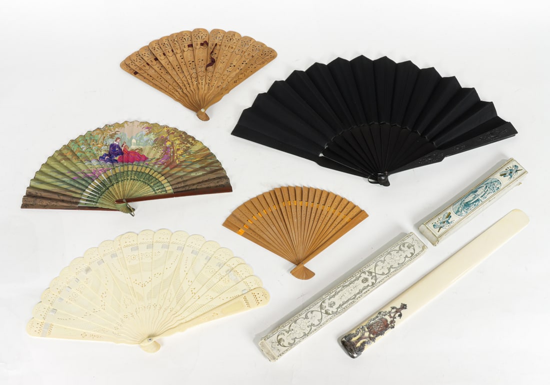 A maritime-themed and assorted folding fan group: A maritime-themed and assorted folding fan group, late 19th/early 20th century; comprising (1) French painted fan, the leaf signed "ESPI-PARIS", the guards inscribed "Red Star Line"; (2) fans with