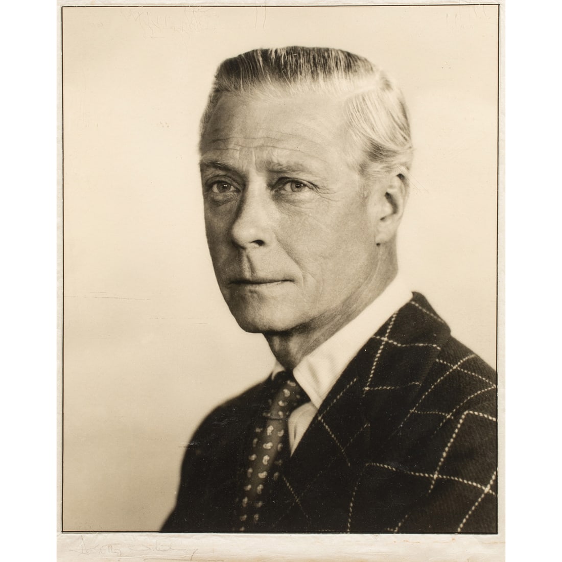 Photograph, Dorothy Wilding: Dorothy Wilding (British, 1893-1976), King Edward VIII, Duke of Windsor, gelatin silver print, pencil signed lower left to backing, image: 10"h x 9"w, overall (with frame): 18"h x 15"w