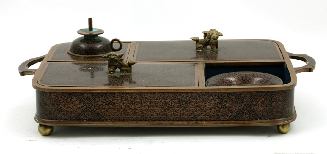 A Chinese cloisonne enamel opium tray (1 of 1)