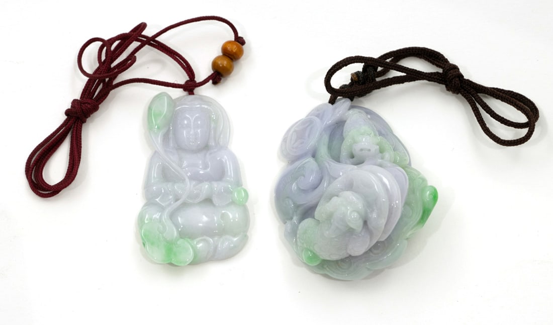 (lot of 2) Chinese green and lavender jadeite pendants (1 of 1)