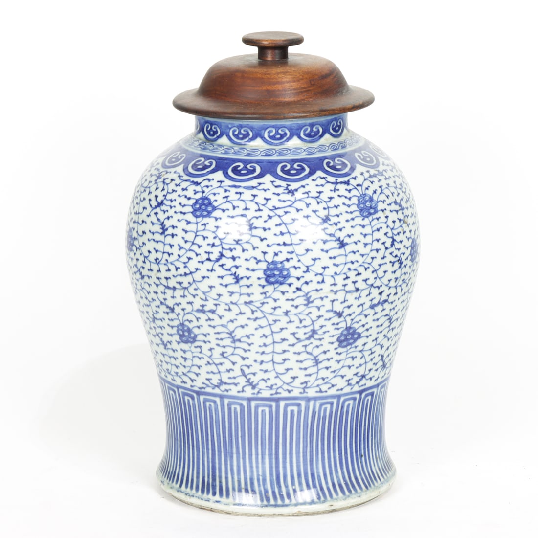 A Chinese blue and white jar (1 of 1)