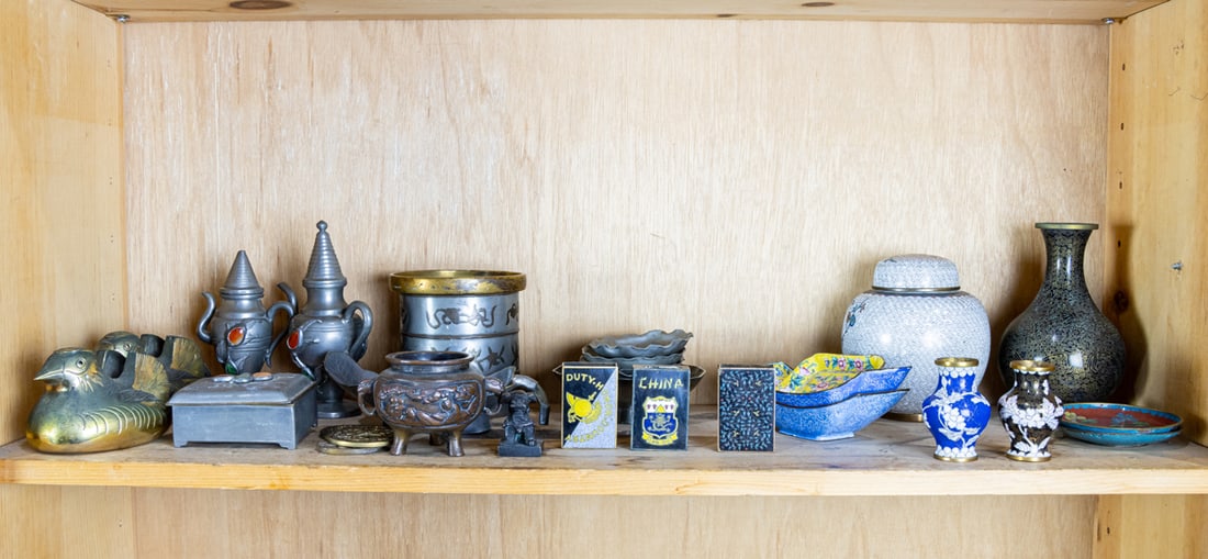 A shelf of Chinese and Japanese metal decorative objects (1 of 1)