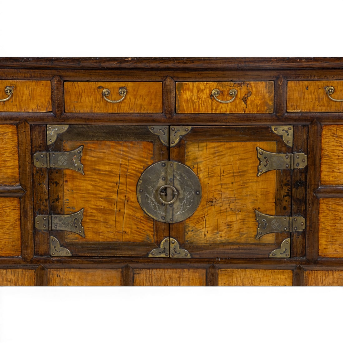 A Korean cabinet - 3
