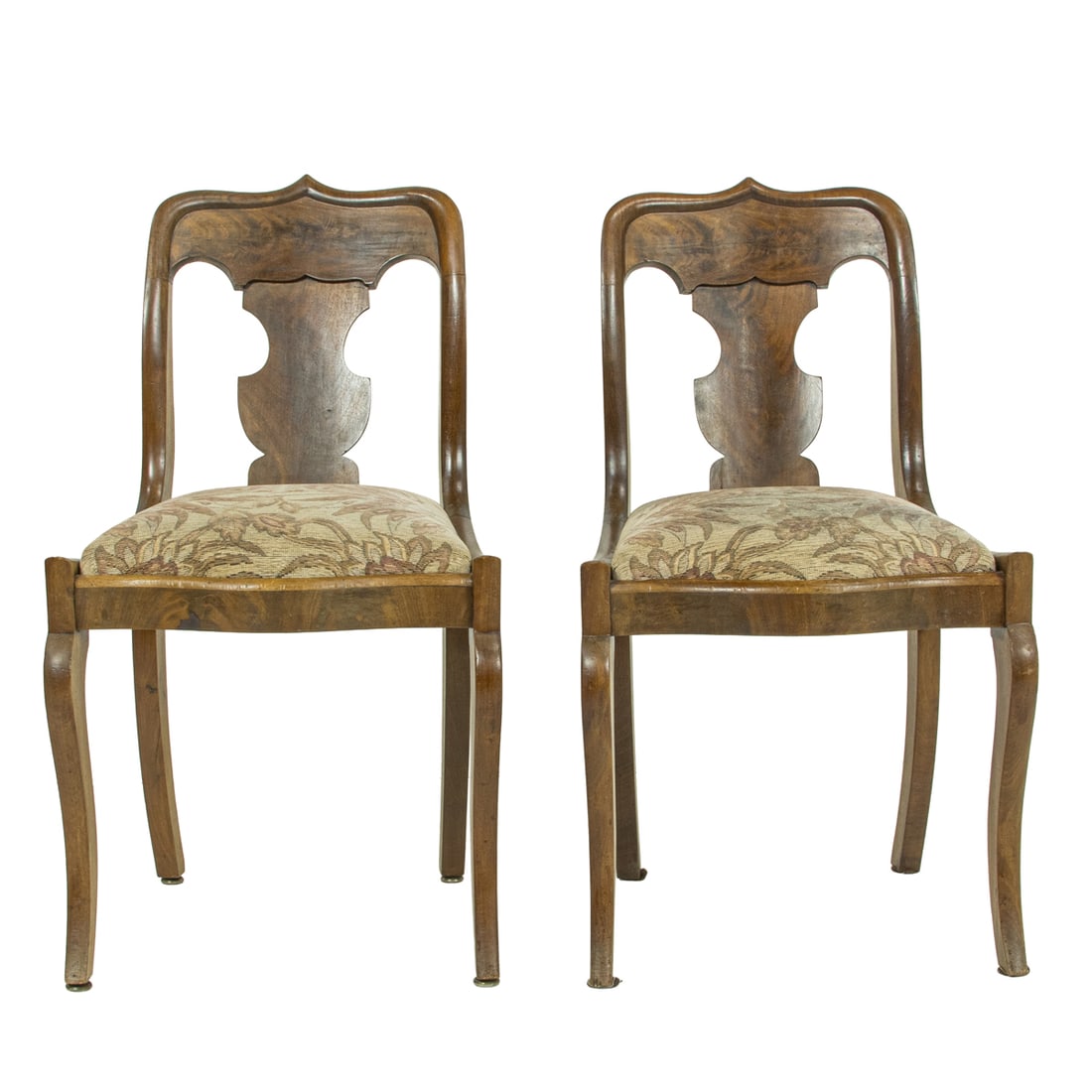 A pair of Victorian Rococo Revival flame mahogany side chairs circa 1850 (1 of 4)