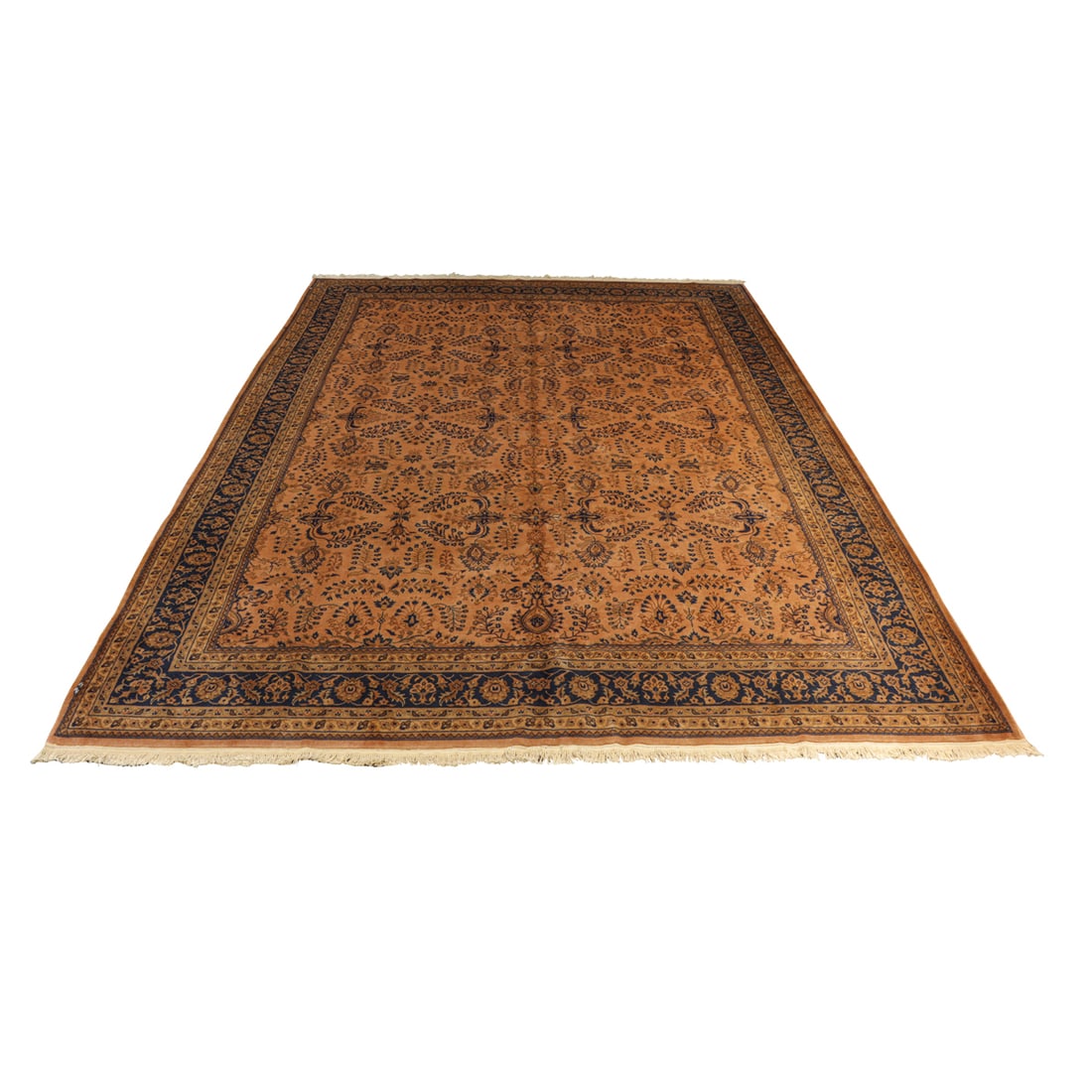 A Chinese Sarouk style wool carpet (1 of 4)