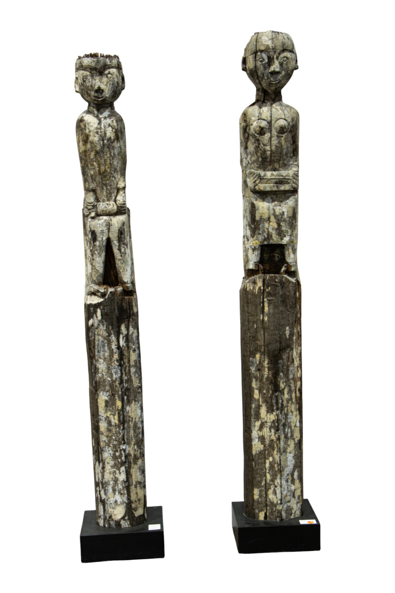 A pair of Indonesian ancestor figures (1 of 3)
