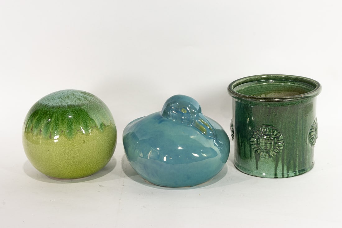 Three pieces of pottery (1 of 1)