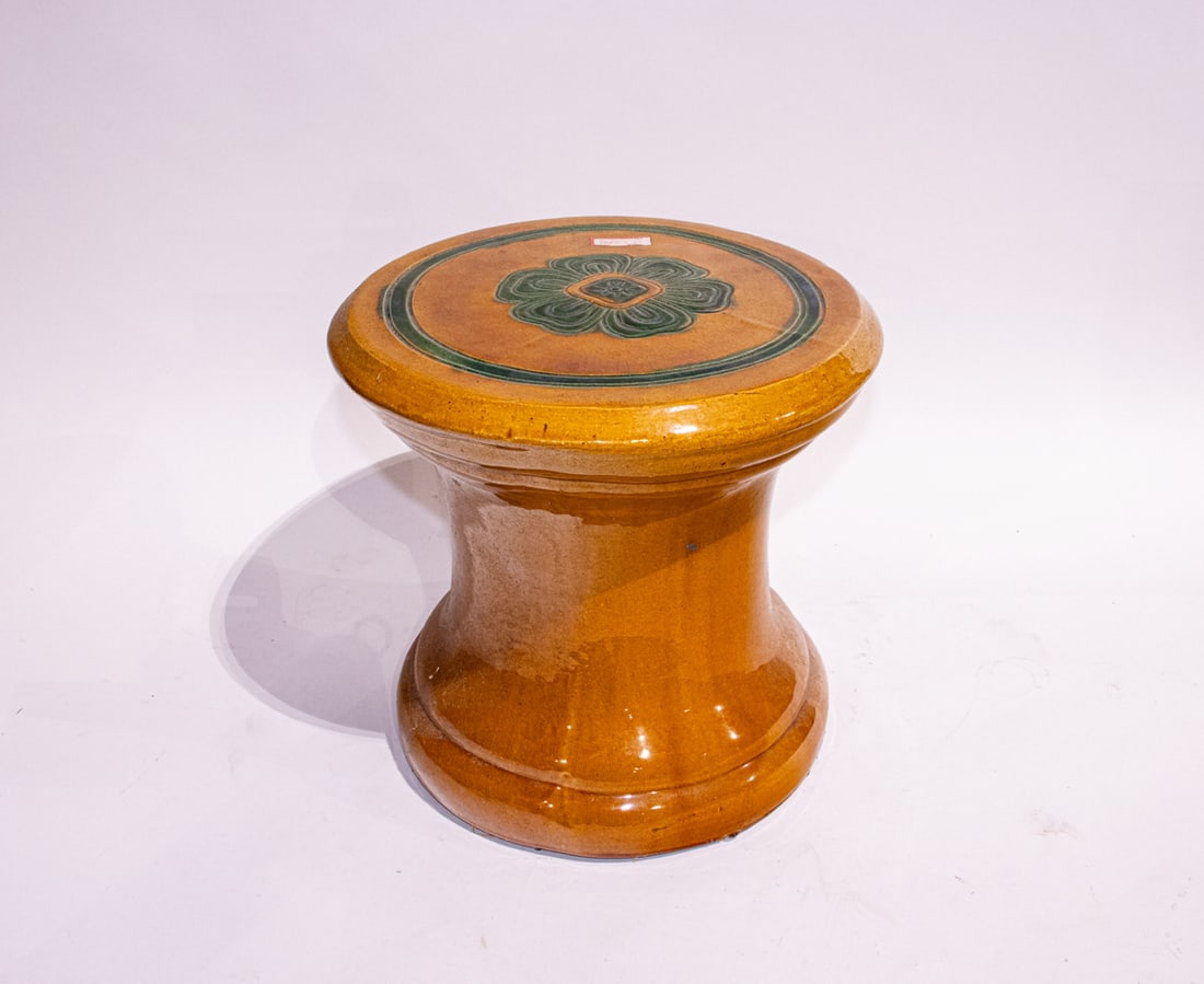 A Chinese glazed ceramic garden seat (1 of 1)