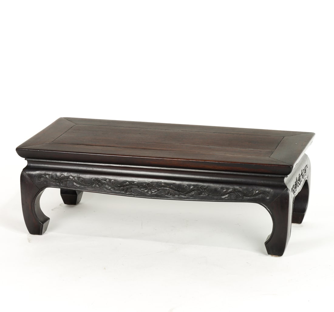 A Chinese rosewood stand (1 of 1)