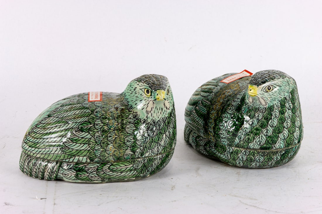 (lot of 8) Chinese famille verte quail-form boxes (1 of 2)