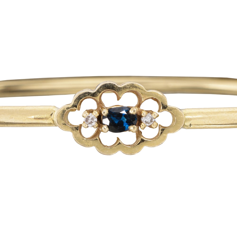 Two antique 14k gold bangle bracelets - 2