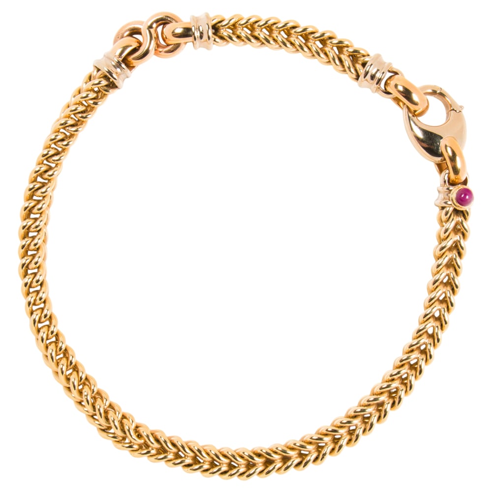 A Fraccari 18k gold "effedue" necklace: A Fraccari 18k gold "effedue" necklace the oversized box link neckchain with round ruby cabochon accent; length: 18 in; 89.60 grams