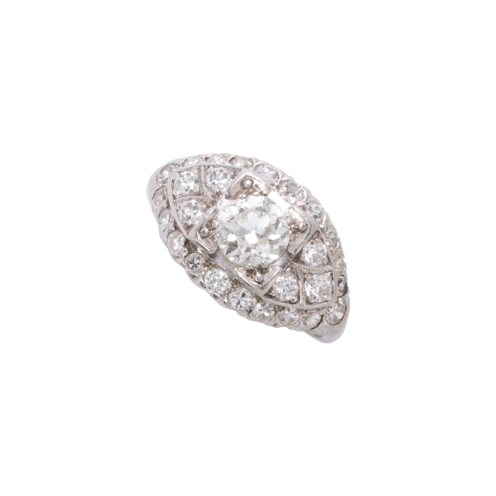 An diamond and platinum ring - 2
