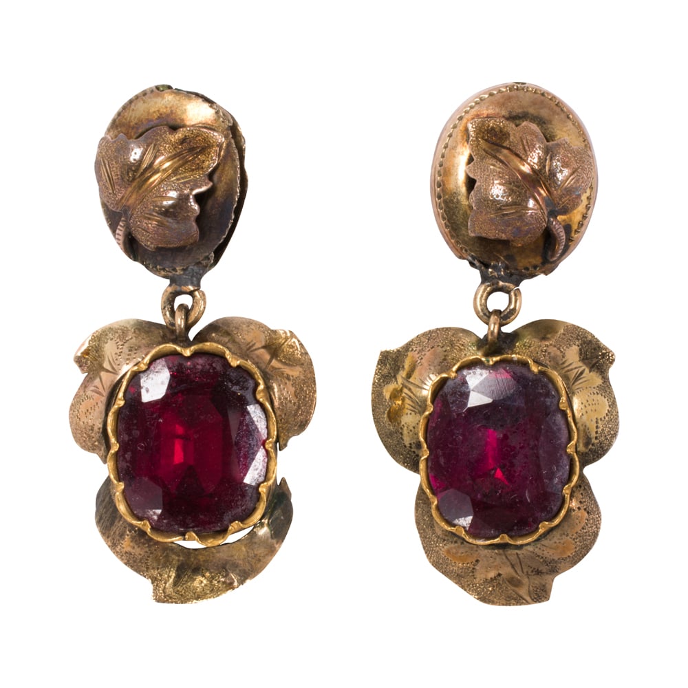 A pair of garnet and 14k gold earrings (1 of 1)