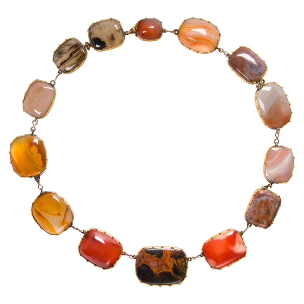 A Georgian gold-filled agate necklace (1 of 2)