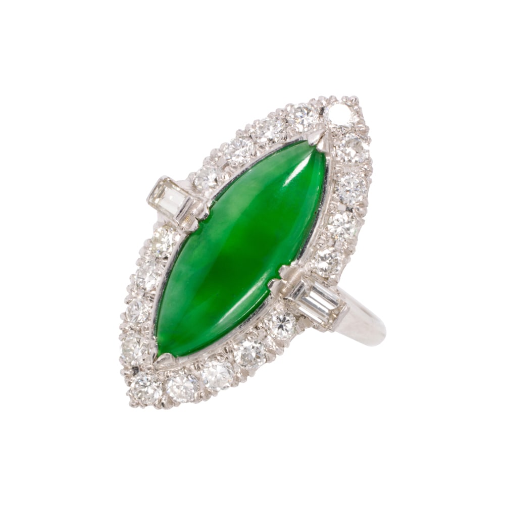 A jade, diamond, and platinum ring - 2