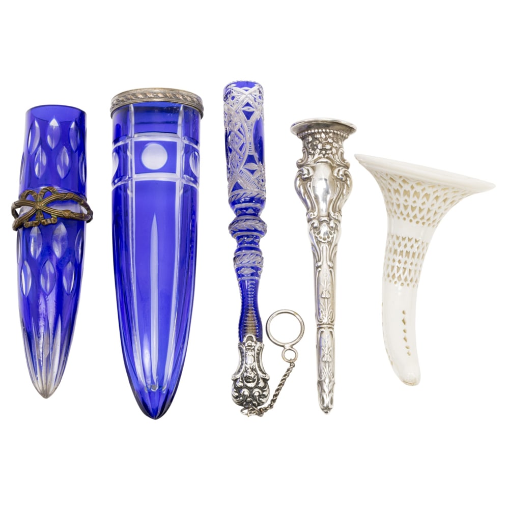 Five posy holders or tussie mussies (1 of 4)