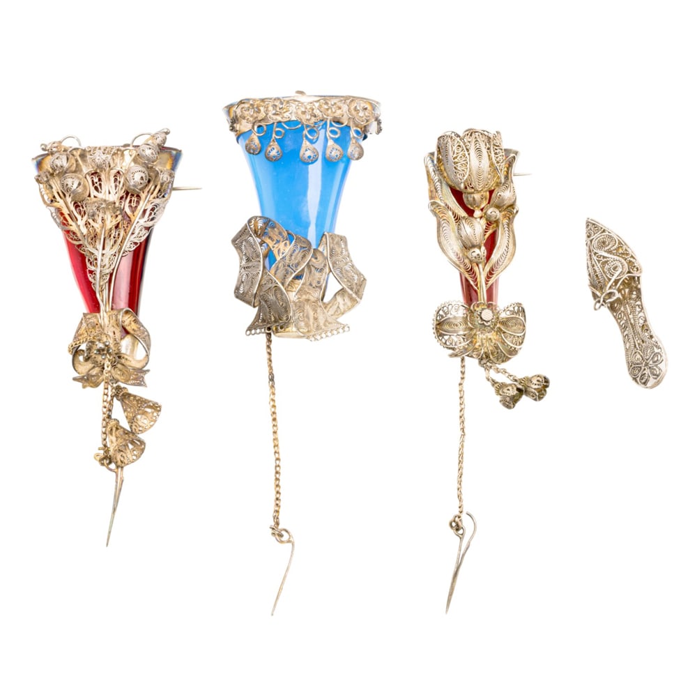 Four English silver filigree posy brooches and pins (1 of 5)