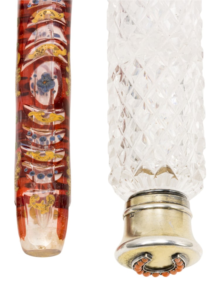 Two European perfume flasks - 3