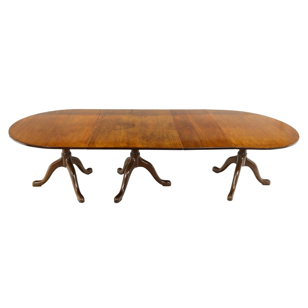A Regency triple pedestal walnut dining table - 3