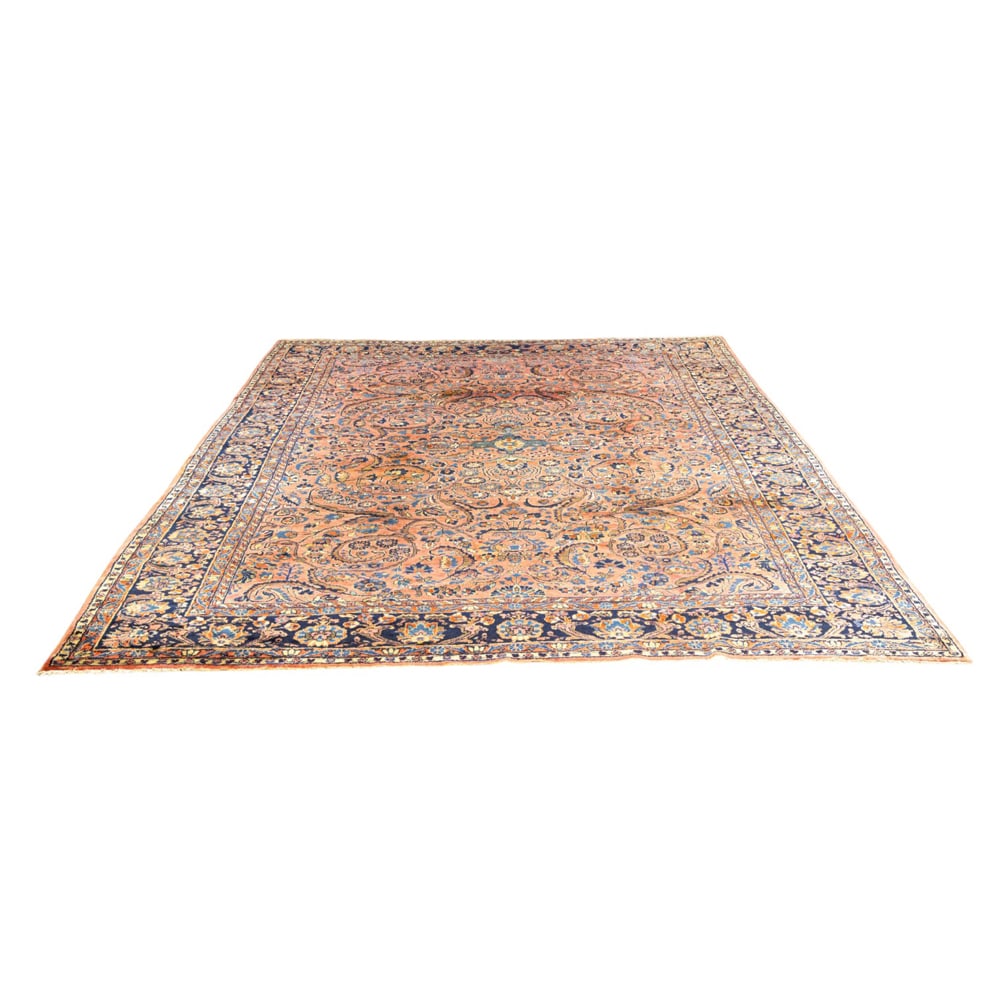A Persian Sarouk carpet: A Persian Sarouk carpet, 12'1" x 9'1"