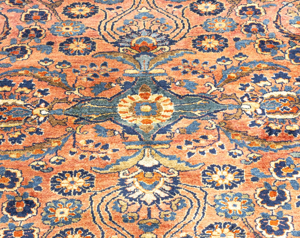 A Persian Sarouk carpet - 2