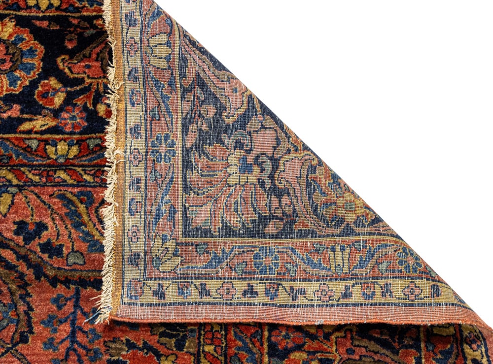 A Persian Sarouk carpet - 4