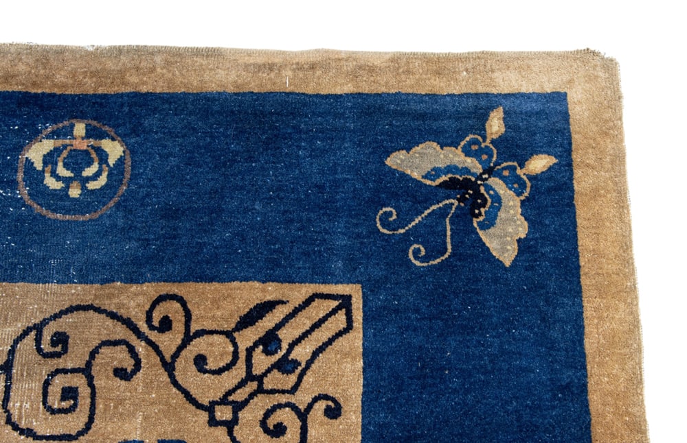 A Chinese Peking carpet - 3