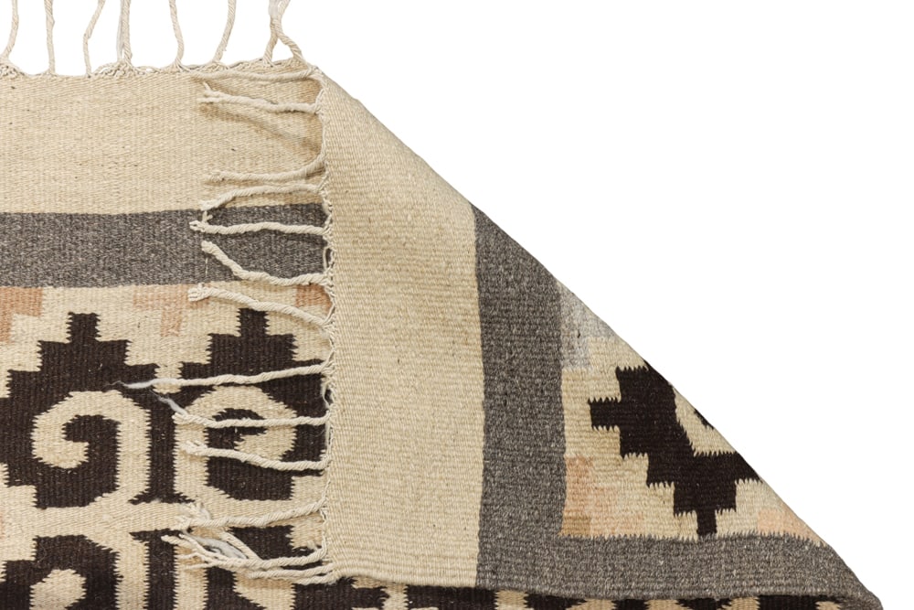 A flatweave kilim - 4