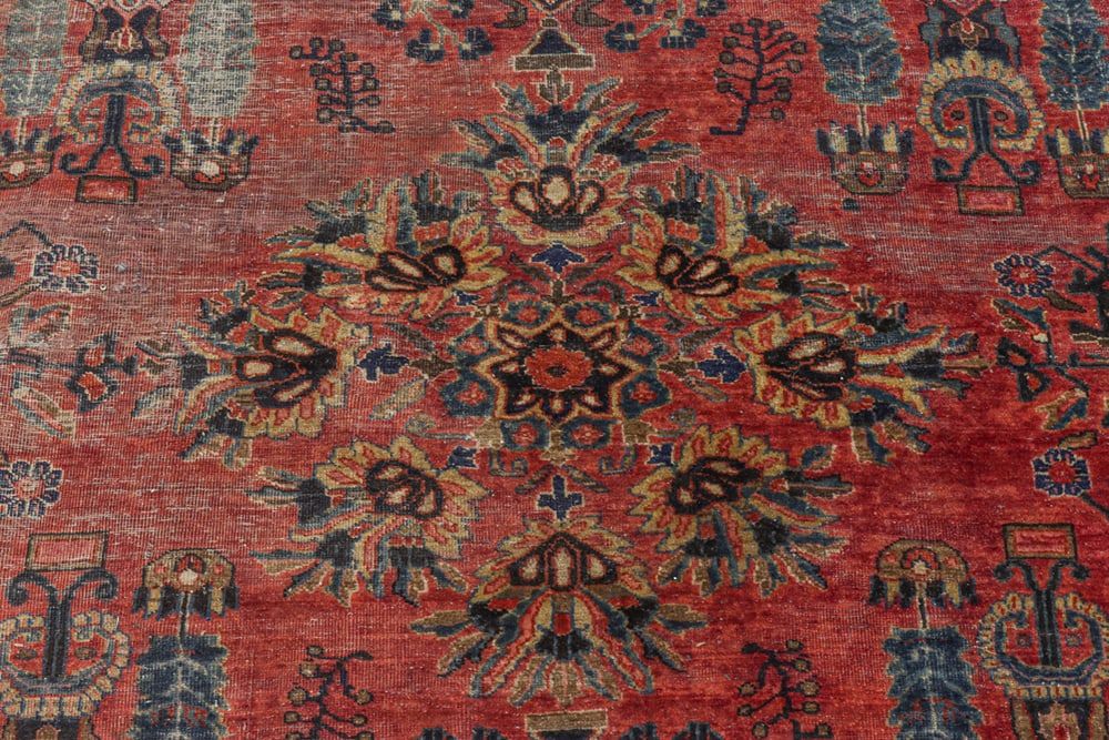 A Persian Sarouk carpet - 2