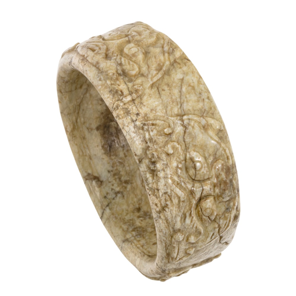 A Chinese jade bangle - 3