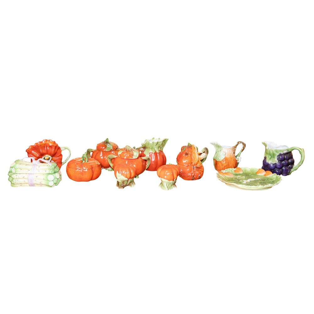 A group of mainly Royal Bayreuth porcelain of food form (1 of 1)