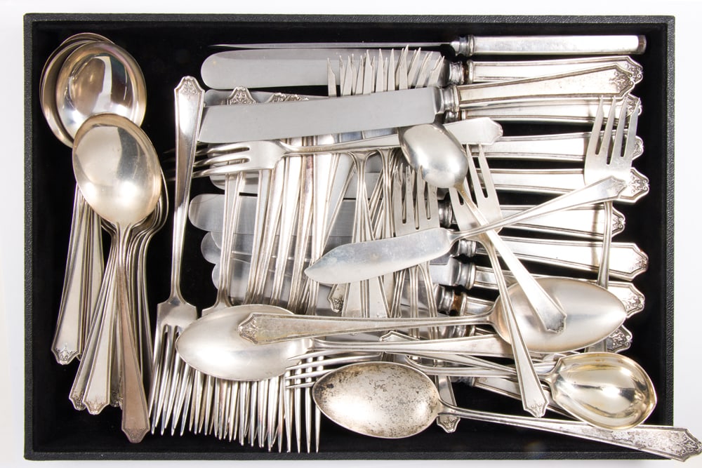 A sterling flatware set - 2