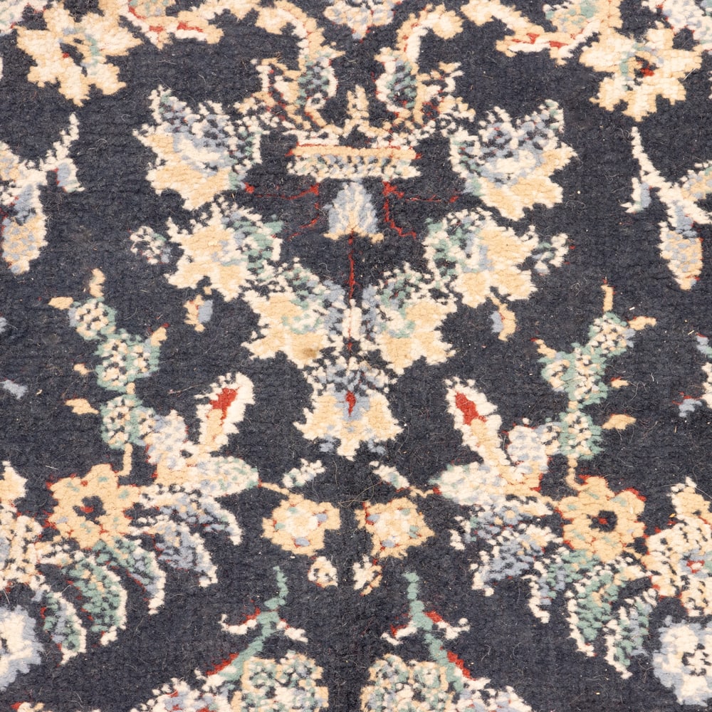 A machine made carpet - 3
