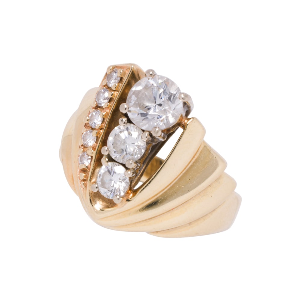 A diamond and 14k ring - 2