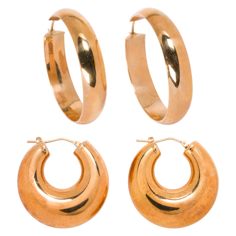 Two pairs of 14k gold earrings: Two pairs of 14k gold earrings Each of hoop design; gross weight: 15.40 grams