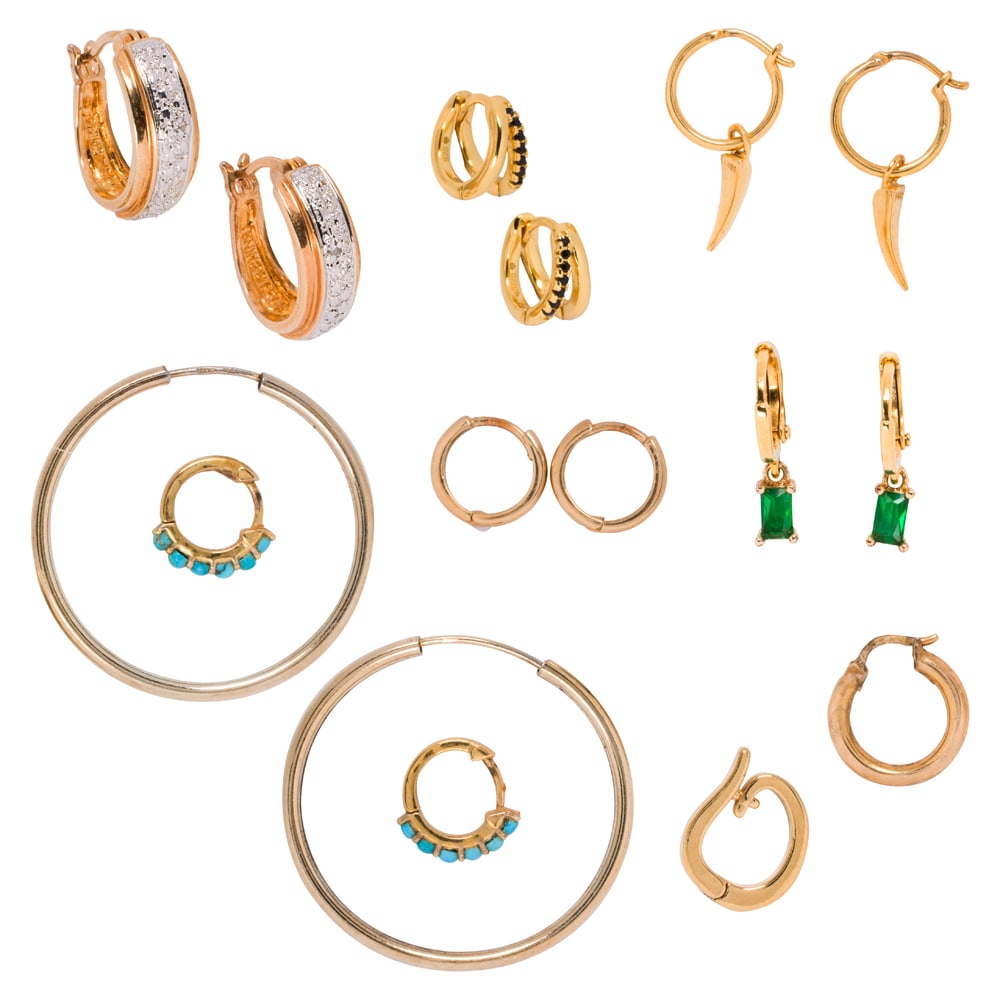 A group of gold tone earrings (1 of 1)