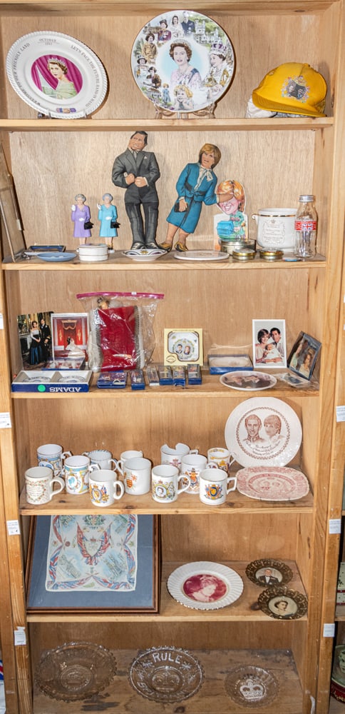 An assembled group of the British royal family memorabilia: An assembled group of the British royal family memorabilia, the House of Windsor, consisting of commemorative plates, spoons, mugs, silver jubilee, and hat