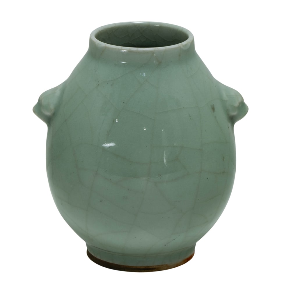 A Chinese celadon crackle glazed vase (1 of 4)