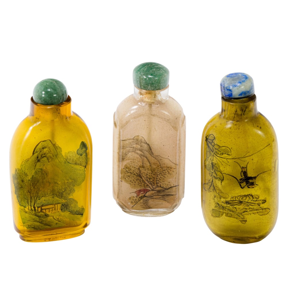 (lot of 3) Chinese Peking glass inside painted snuff bottles (1 of 3)