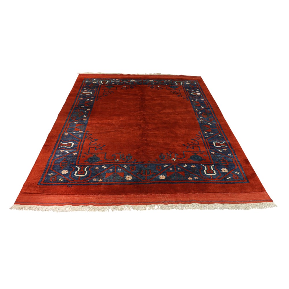 A Persian Gabbeh carpet: A Persian Gabbeh carpet, 10'0" x 7'6"