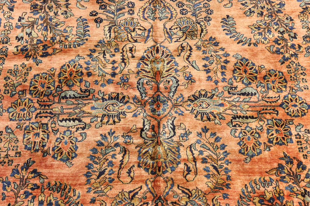 A Persian Sarouk carpet - 2